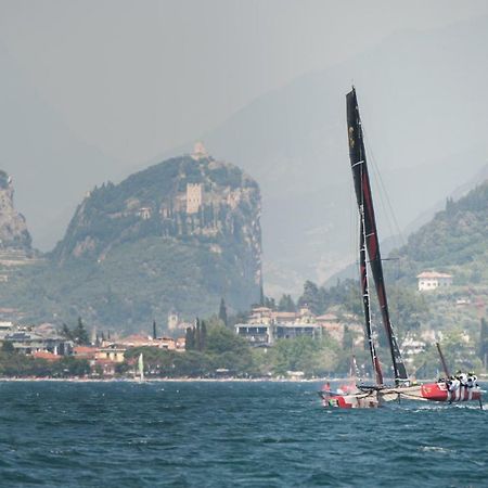 Dimora Storica Caproni Appartement Arco Buitenkant foto