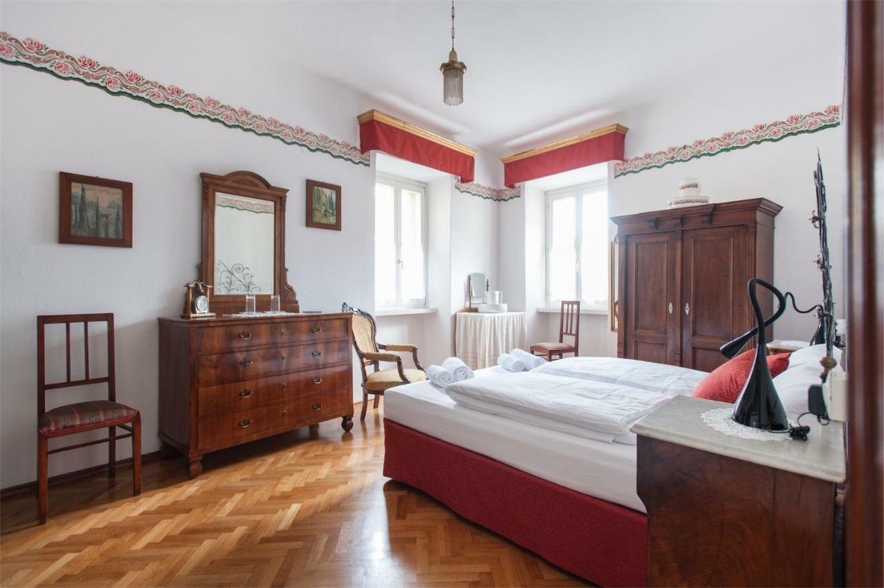 Dimora Storica Caproni Appartement Arco Buitenkant foto
